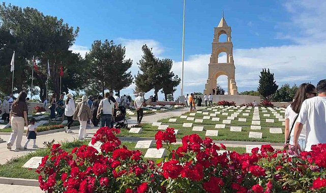 Çanakkale Savaşları'nın yaşandığı Tarihi Gelibolu Yarımadası'nda Kurban Bayramı yoğunluğu
