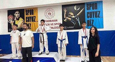 Çermikli sporcular madalyalarla döndü