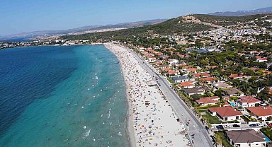 Çeşme ve Alaçatı'da bayram bereketi: 9 günlük tatil turizmcilere umut oldu