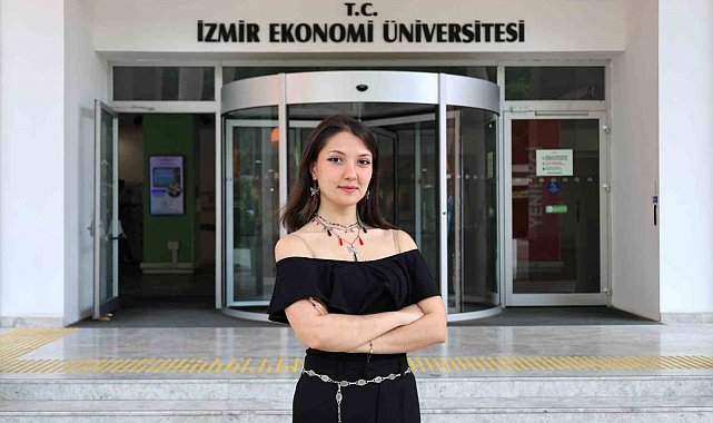 Çevirmenler yarışmasına 'İzmir Ekonomi' imzası