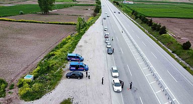 Çorum'da jandarma ekiplerinin bayram tedbirleri sürüyor