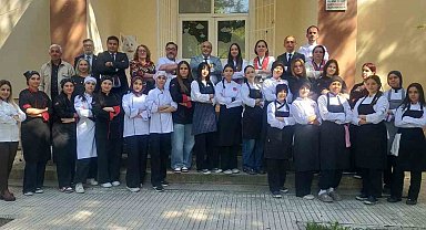 Çorum'da şeflerden öğrencilere 'Osmanlı saray mutfağı' eğitimi