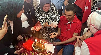 Çorum'da temsili askerlik yapacak engelli bireylere asker kınası yakıldı