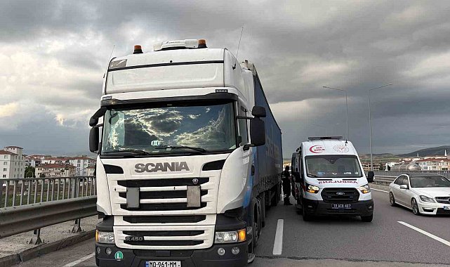 Çorum'da tırla otomobil çarpıştı: 1 yaralı