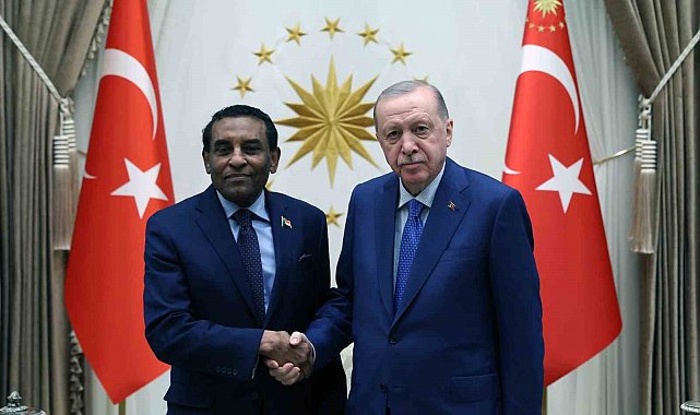 Cumhurbaşkanı Erdoğan, Sudan Başbakanı Kamil İdris'i kabul etti