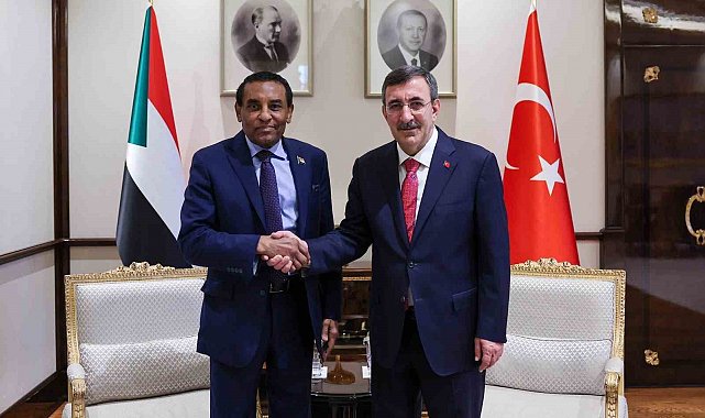 Cumhurbaşkanı Yardımcısı Yılmaz, Sudan Başbakanı İdris ile görüştü