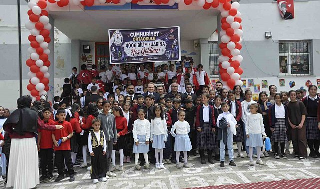 Cumhuriyet İlk ve Ortaokulu'nda 'Bilim ve Sanat Şöleni' düzenlendi