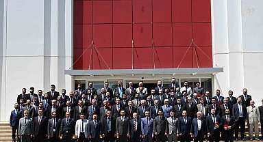 Denizli Valisi Köşger, Dini Yüksek İhtisas Eğitimi 3. Dönem Mezuniyet Programı'na katıldı