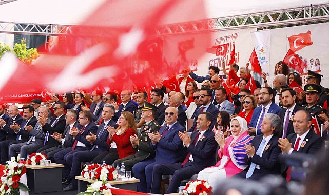 Denizli'de 19 Mayıs'ın 107. yıl dönümünde görkemli kutlama