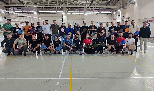 Dezenformasyona karşı pickleball