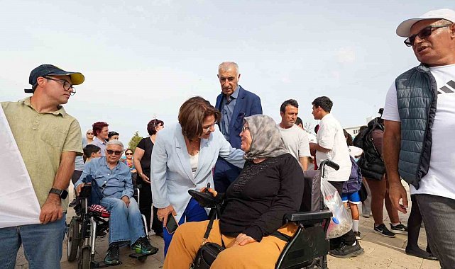 Didim'de engelli bireyler ve aileleri farkındalık etkinliğinde buluştu