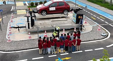 Diyarbakır Emniyetinin trafikteki farkındalık çalışmalarında uygulamalı eğitim