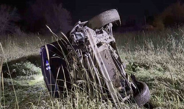Domuza çarpan otomobil şarampole uçtu: 5 yaralı