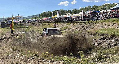 Düzce'de Off-Road festivali nefes kesti: 60 araç zorlu parkurda yarıştı