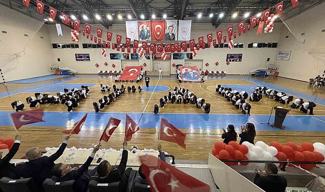Edremit'te 19 Mayıs coşkusu