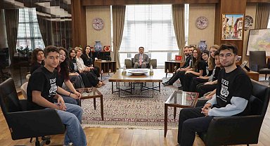 Ege Şampiyonu EZOP Tiyatro, Türkiye finallerinde Kütahya'yı temsil edecek
