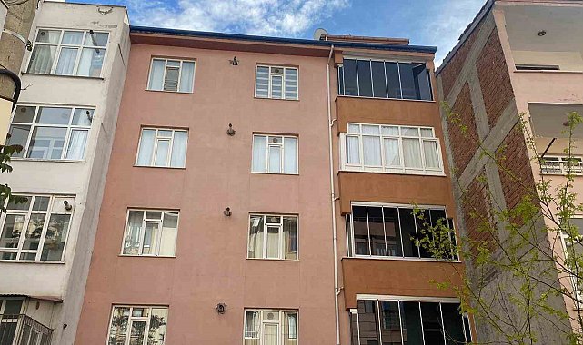 Elazığ'da 5. kattan düşen genç kız ağır yaralandı