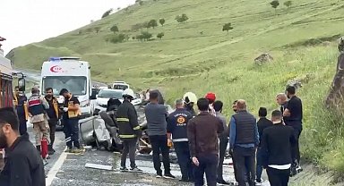 Elazığ'da feci kaza: 1 ölü, 3 yaralı
