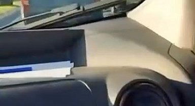 Elazığ'da makas atan araç kameraya yansıdı
