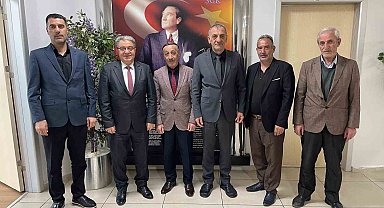 Emeklilerden SGK'ya anlamlı ziyaret