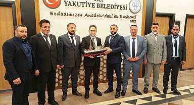Emre Akoğan'dan Başkan Uçar'a ziyaret; Oto sanayi esnafına taziye evi müjdesi