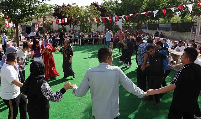 Engelsiz hayatlar sıra gecesiyle moral buldu