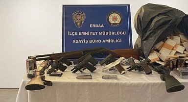 Erbaa'da silah operasyonunda cephanelik çıktı