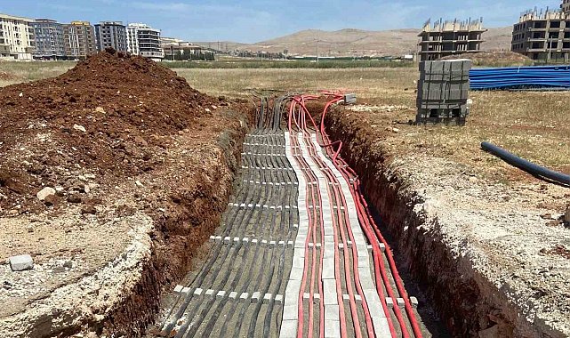 Ergani'de enerji altyapısı güçleniyor: Dicle Elektrik'ten ilçeye 1.2 milyarlık yatırım
