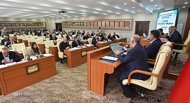 Ertek: "Altyapı yenileme çalışmaları eş zamanlı olarak sürüyor"