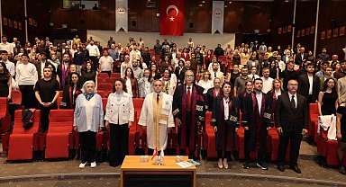 ERÜ Eczacılık Fakültesi'nde 'Önlük Giyme Töreni' düzenlendi