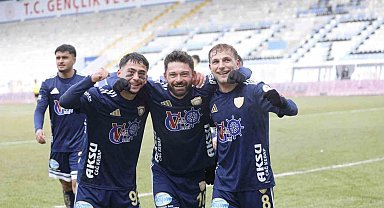 Erzurumspor FK, 1. Lig'de rekorlarla şampiyon oldu