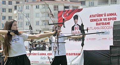 Esenyurt'ta 19 Mayıs Atatürk'ü Anma, Gençlik ve Spor Bayramı coşkuyla kutlandı