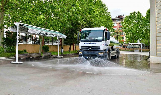 Esenyurt'ta bayram öncesi kapsamlı temizlik seferberliği