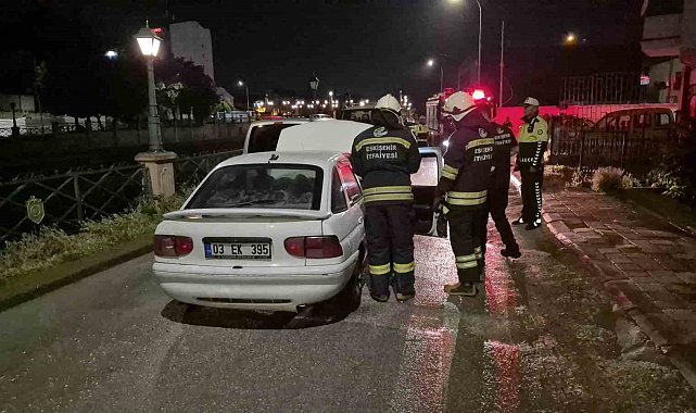 Eskişehir'de akaryakıt istasyonunun arkasında gerçekleşen araç yangını korkuttu