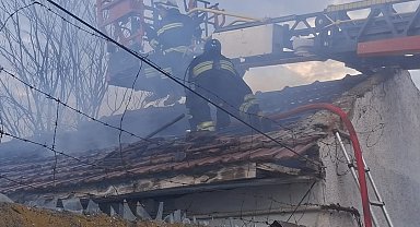 Eskişehir'de müstakil evde korkutan yangın