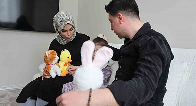 Evini ilaçlatan ailenin 2 yaşındaki kızları ölümden döndü