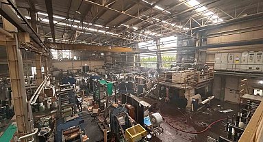 Fabrikanın buhar kazanı patladı, ortalık savaş alanına döndü: 1'i ağır 8 yaralı