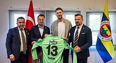 Fenerbahçe, Tarık Çetin ile 3 yıllık sözleşme imzaladı