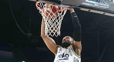 Fenerbahçe yarı finalde