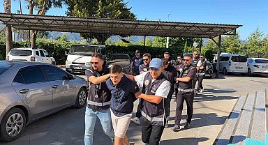 Fethiye Belediye Başkanı Karaca'ya silahlı saldırı soruşturmasında 5 kişi adliyede sevk edildi