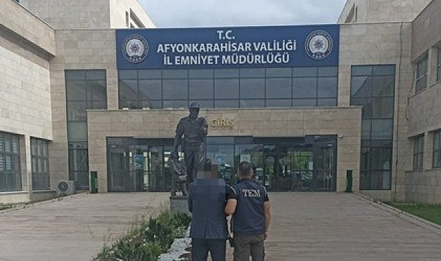 FETÖ'den 6 yıl 3 ay hapis cezasıyla aranan şahsı polis yakaladı