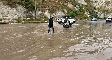 Fırat Nehri taştı, her yeri su bastı