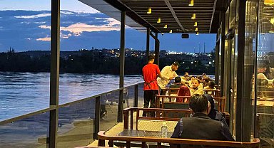 Fırat Nehri ziyaretçilerin uğrak noktası haline geldi