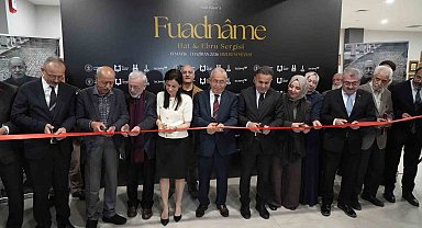 Fuat Başar ve sekiz kuşak öğrencilerinin eserleri "Fuadname Hat ve Ebru Sergisi"ne buluştu