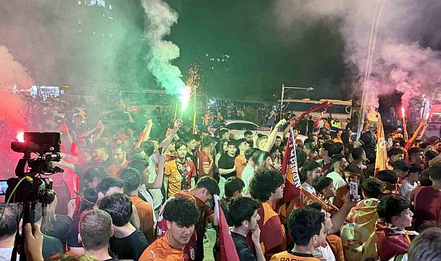 Galatasaray'ın şampiyonluğu Adana'da coşkuyla kutlandı