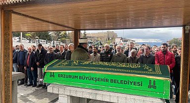 Gazeteci Orhan Akdal'a son görev