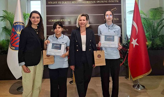Gaziantep Kolej Vakfı öğrencilerinden Zeka Oyunlarında Türkiye derecesi