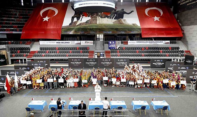 Gaziantep'te 'Türkiye Halk Oyunları Kulüpler Arası Bölge Şampiyonası' düzenlendi