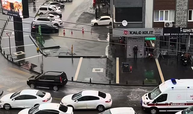 Gaziantep'te kitlenen trafiği otobüs şoförü açtı