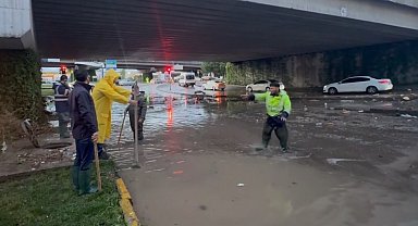 Gaziantep'te "süper hücre" hayatı felç etti